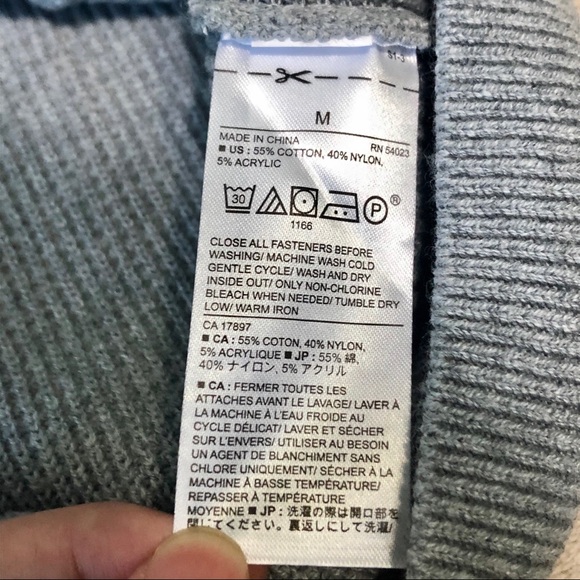 Men’s Banana Republic Light Grey Sweater Jacket - Picture 12 of 14